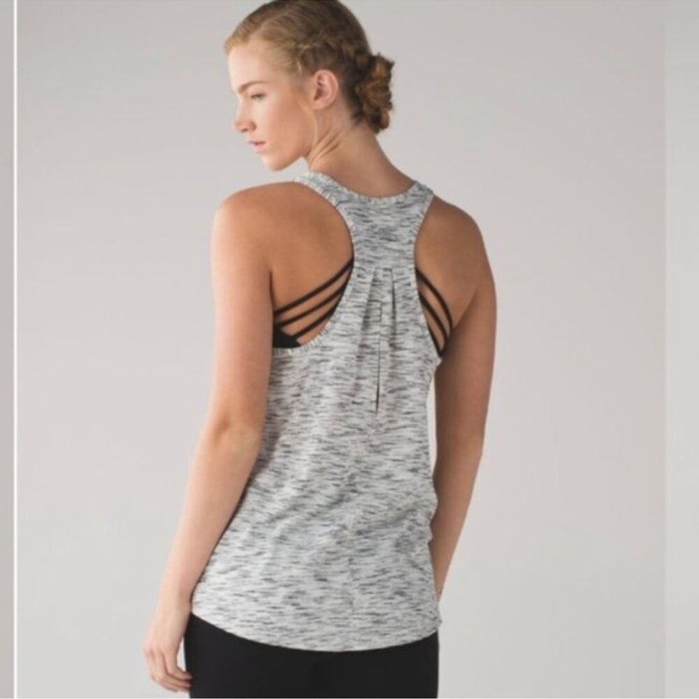 Lululemon Essential Tank 🩶